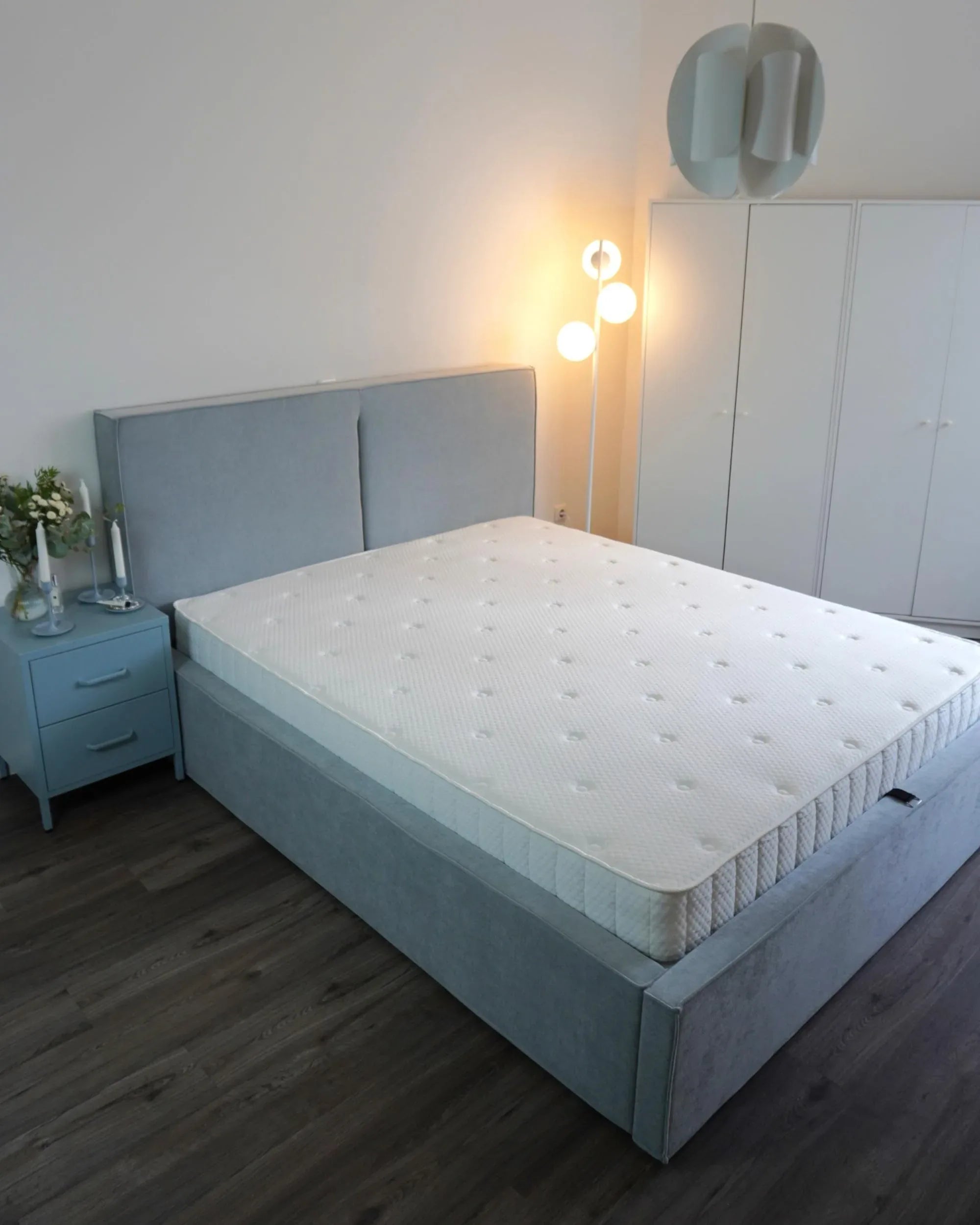 Matelas à ressorts ensachés H3/4 H2/3 160x200 cm
